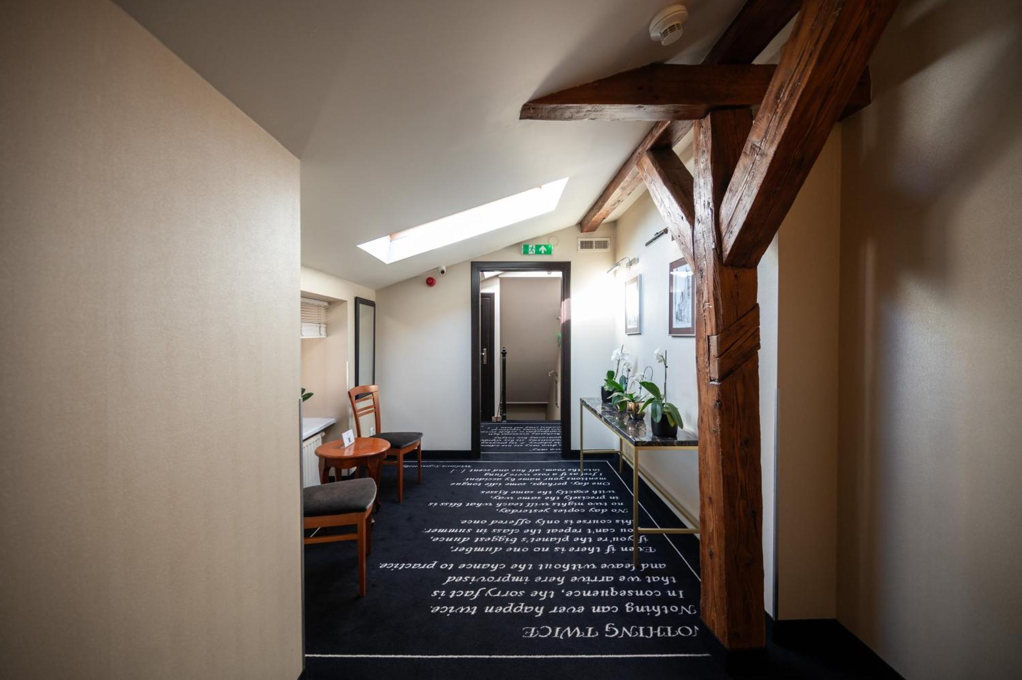 Hotel Senacki Cracovie Extérieur photo