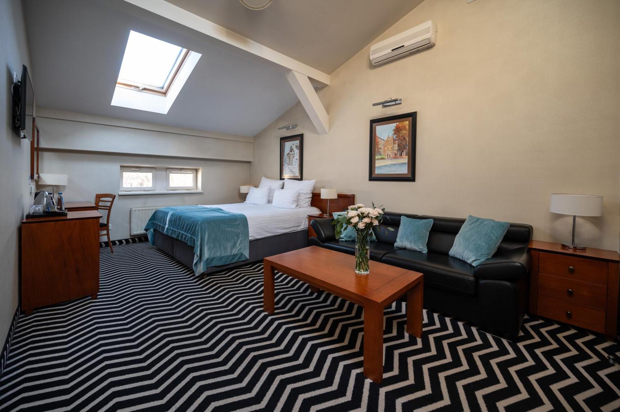 Hotel Senacki Cracovie Extérieur photo